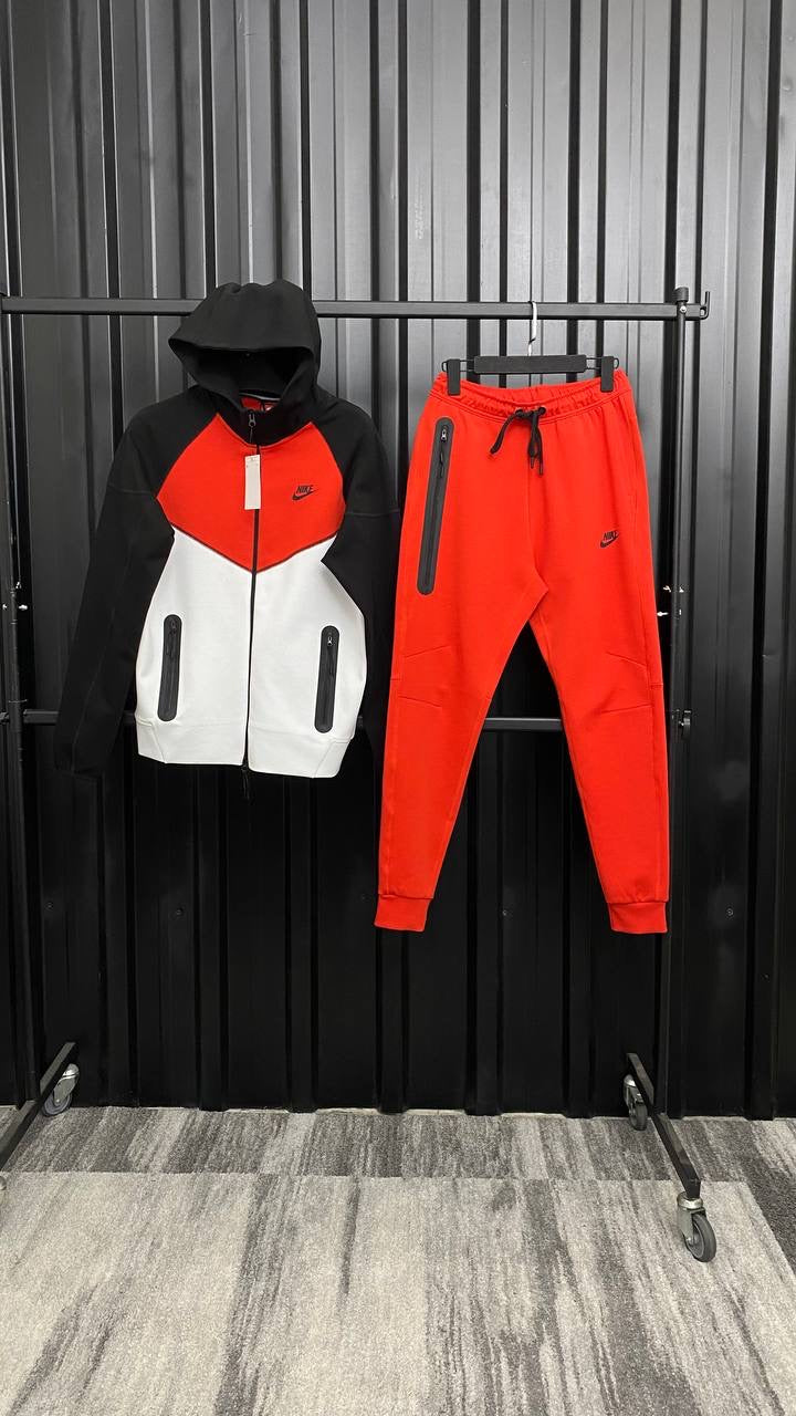 Nike Tech Fleece Tracksuit