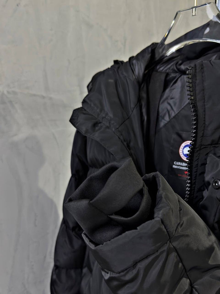 Canada Goose Jacket - Black