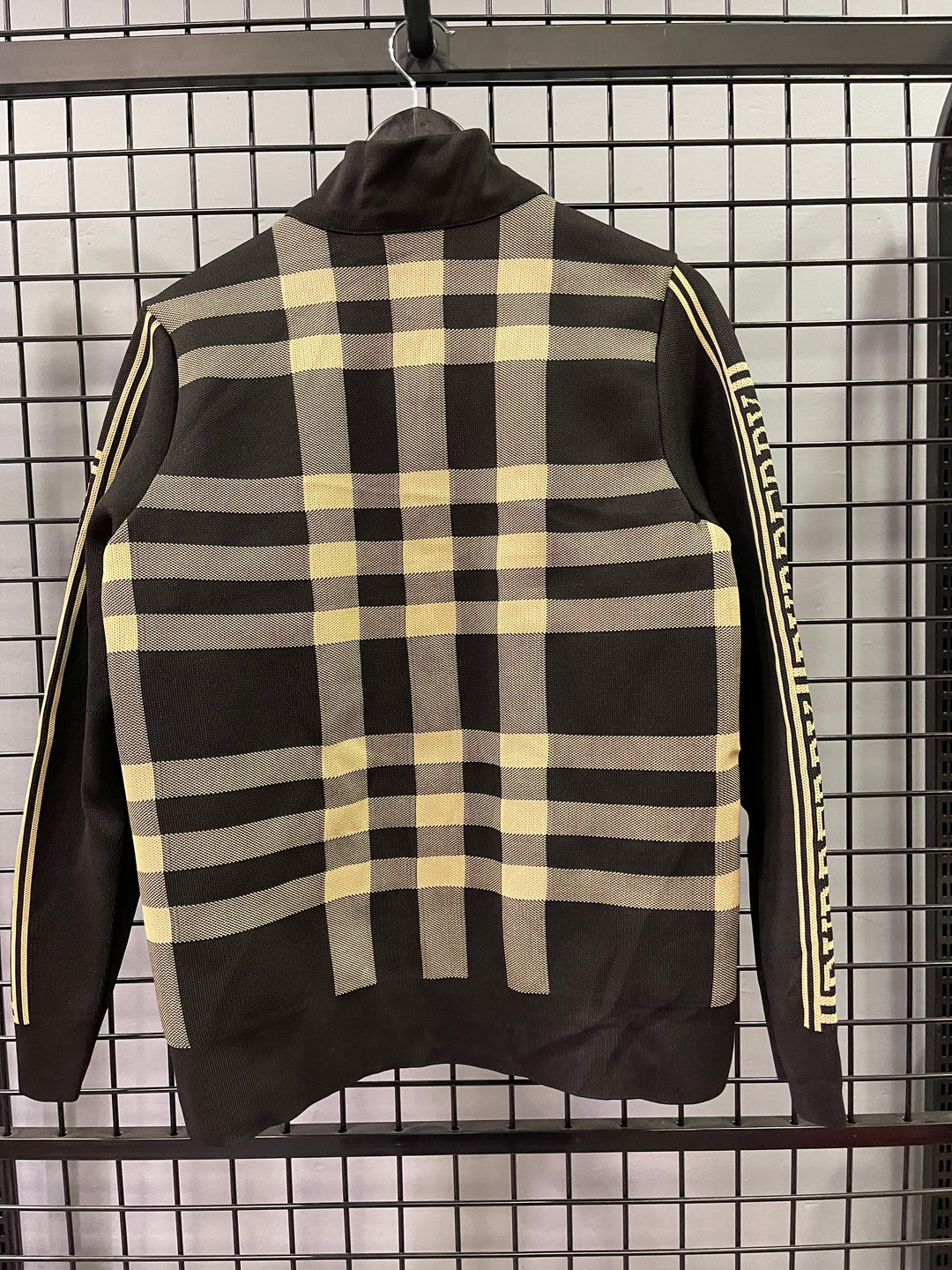 Burberry Cardigan BC30