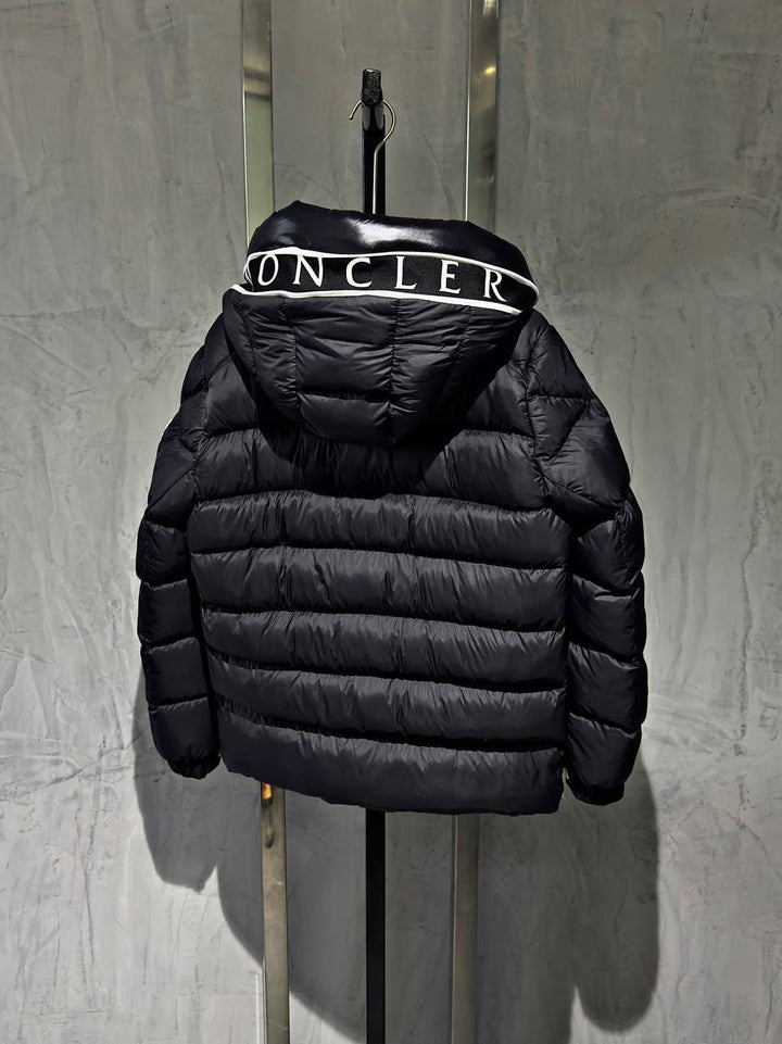 MONCLER CARDERE HOODED SHORT DOWN JACKET