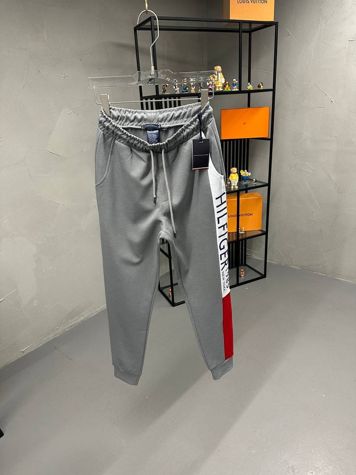 Tommy Hilfiger Sweatpants TS035