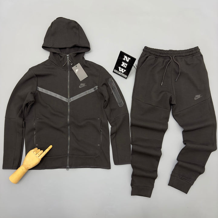 Nike Tech Fleece Tracksuit