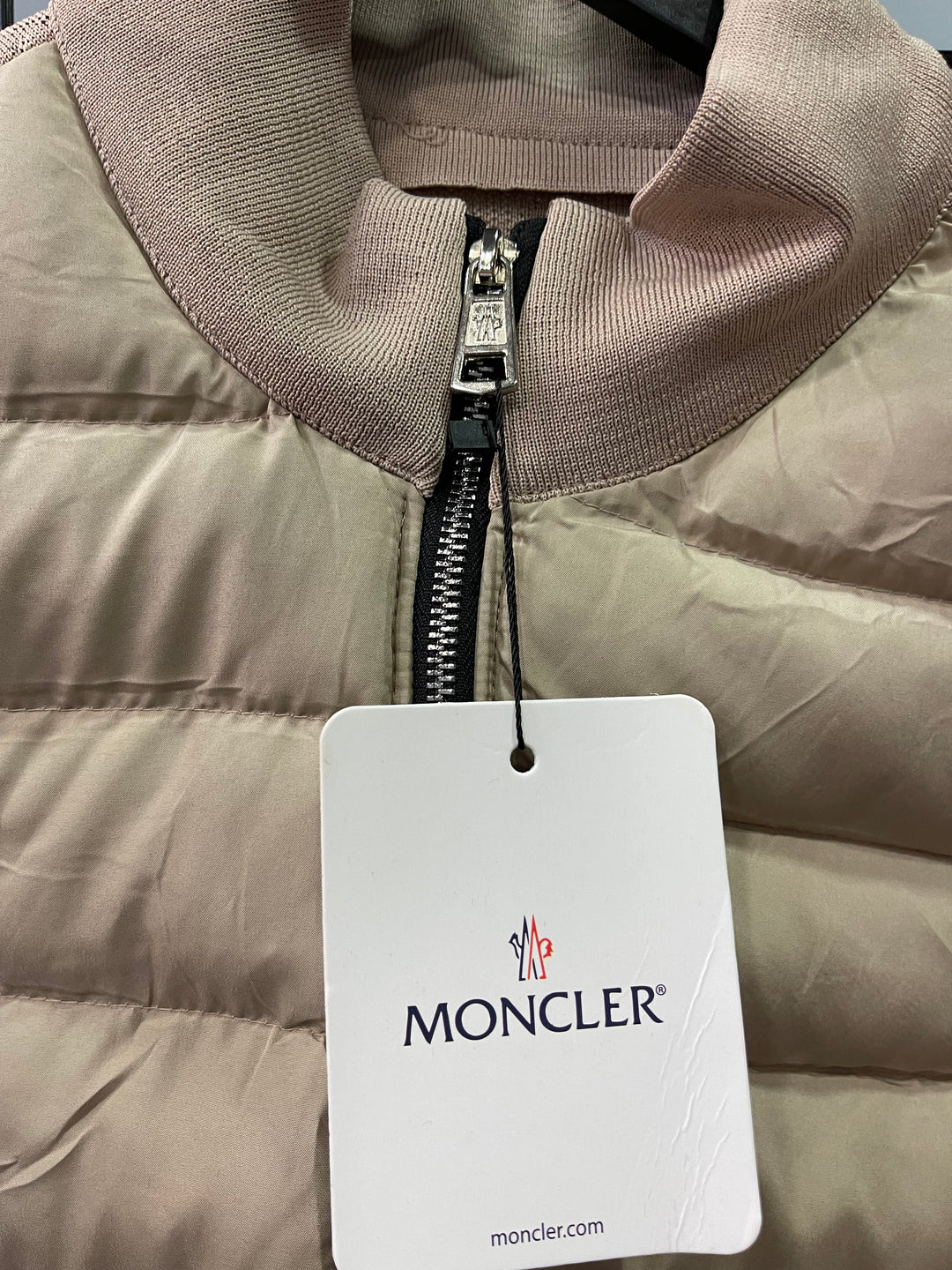 Moncler Cardigan MC40