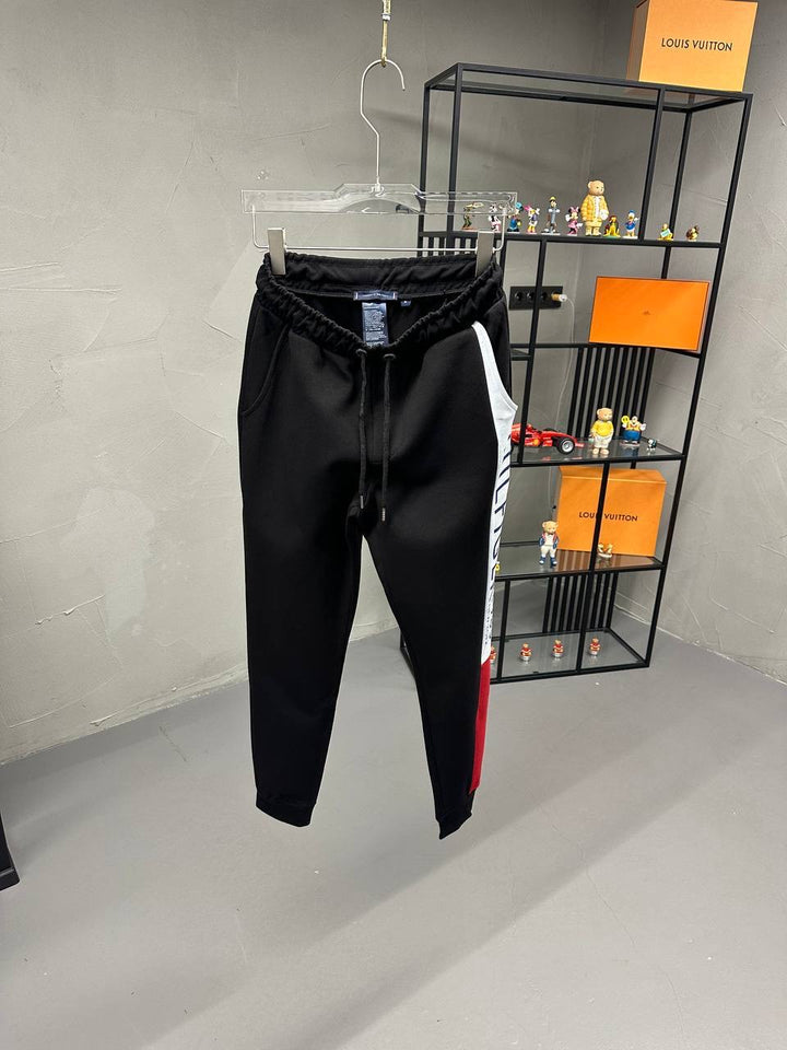 Tommy Hilfiger Sweatpants TS035