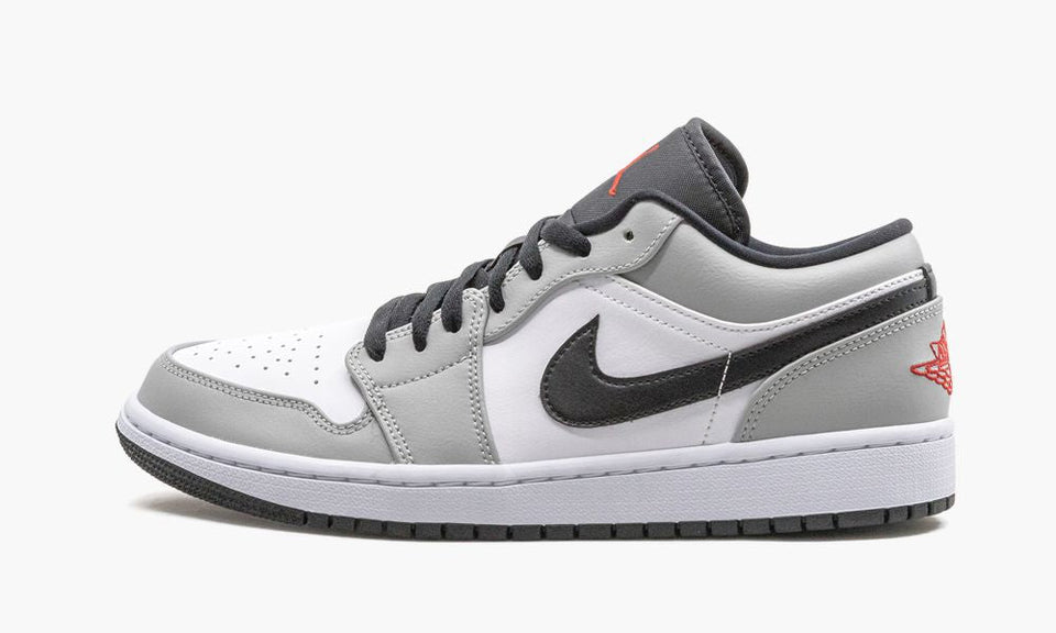 JORDAN 1 RETRO LOW SMOKE GREY