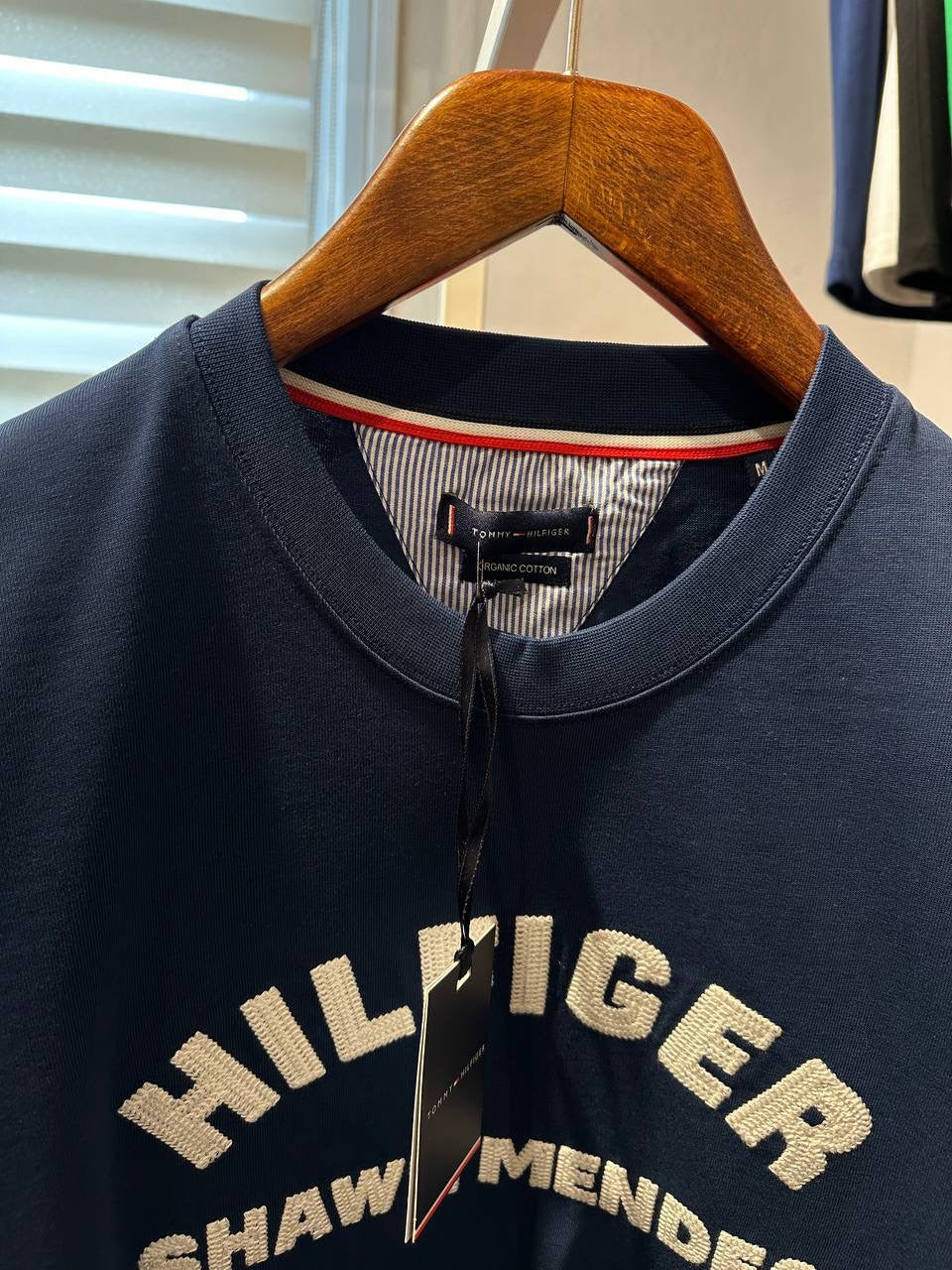 Tommy Hilfiger T-shirt TT011