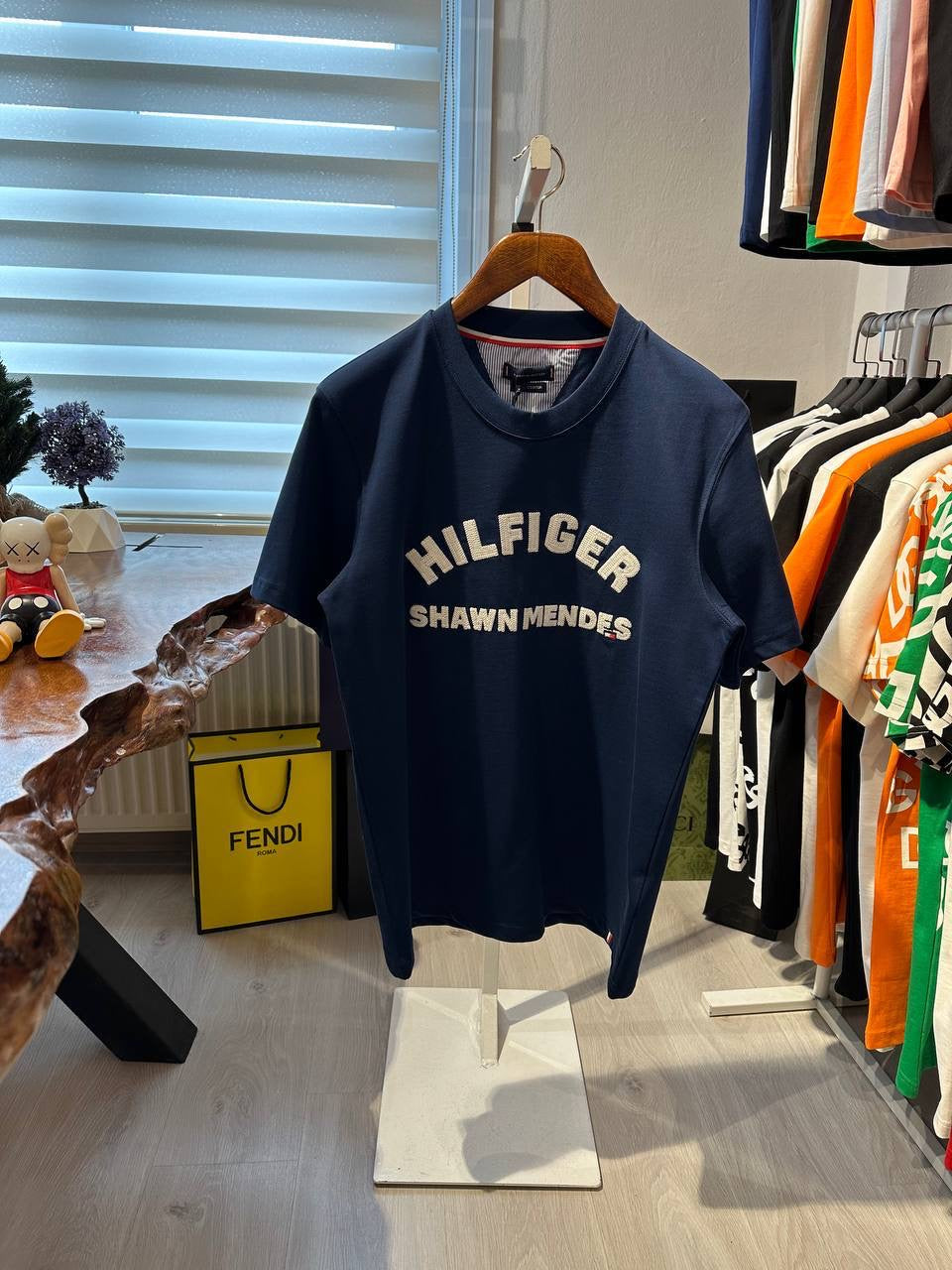 Tommy Hilfiger T-shirt TT011