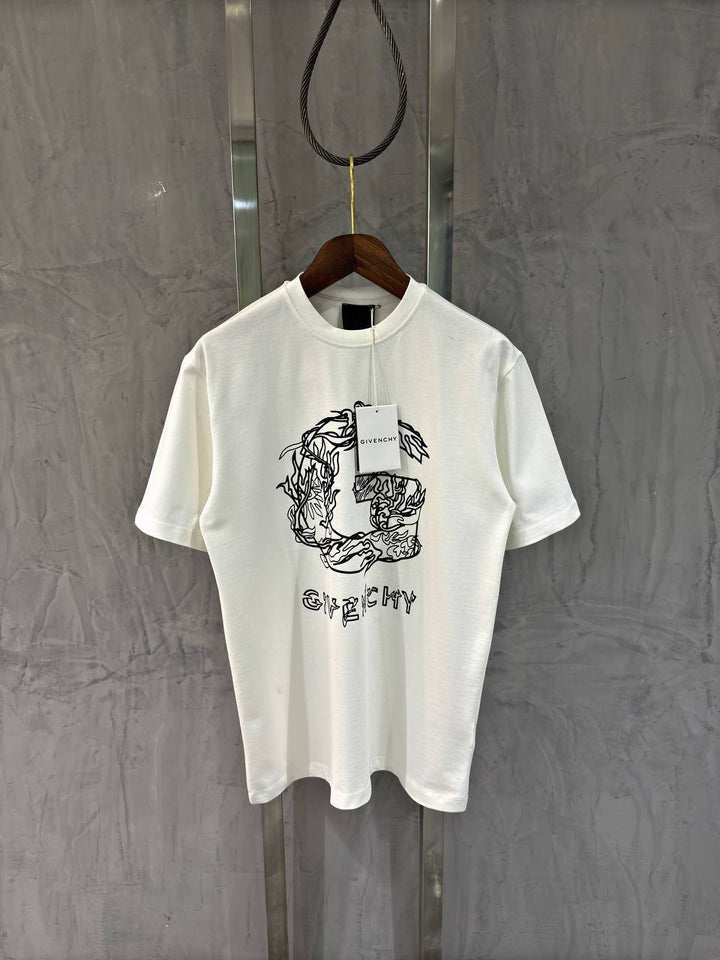 Givenchy T-shirt GV0211