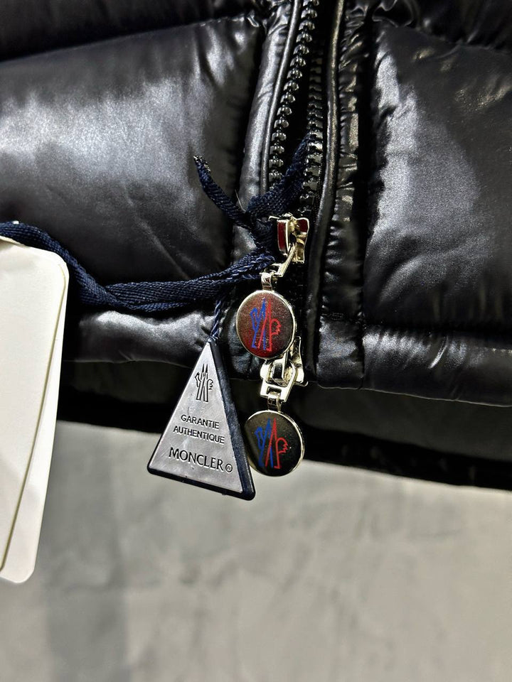 Moncler Vest MV500 WITH NFC