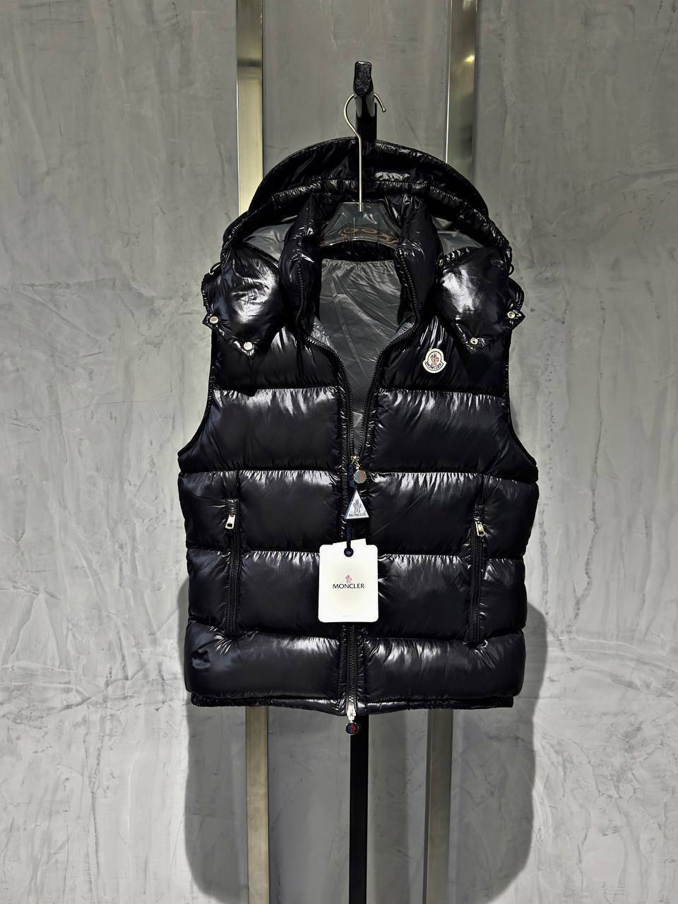 Moncler Vest MV500 WITH NFC