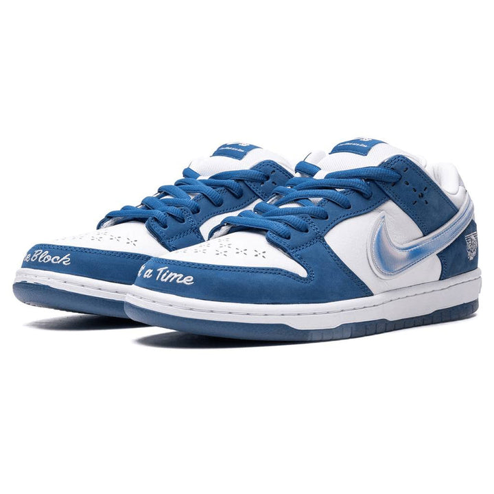 NIKE SB DUNK LOW X BORN X RAISED WHITE BLUE